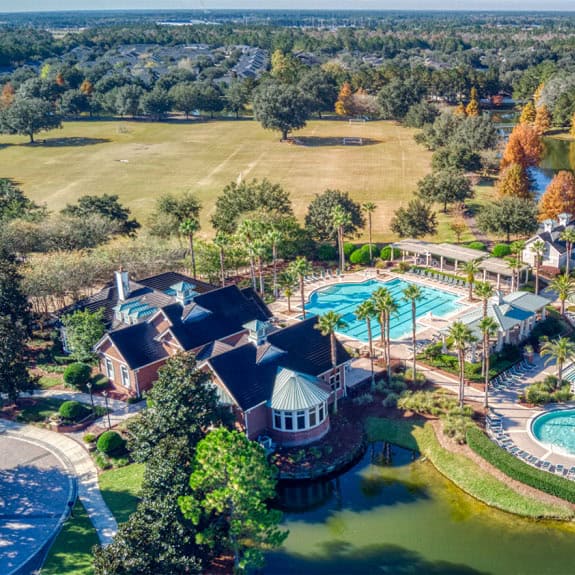Fields and scenic walking paths, ideal for dog training in Oakleaf Plantation, FL.